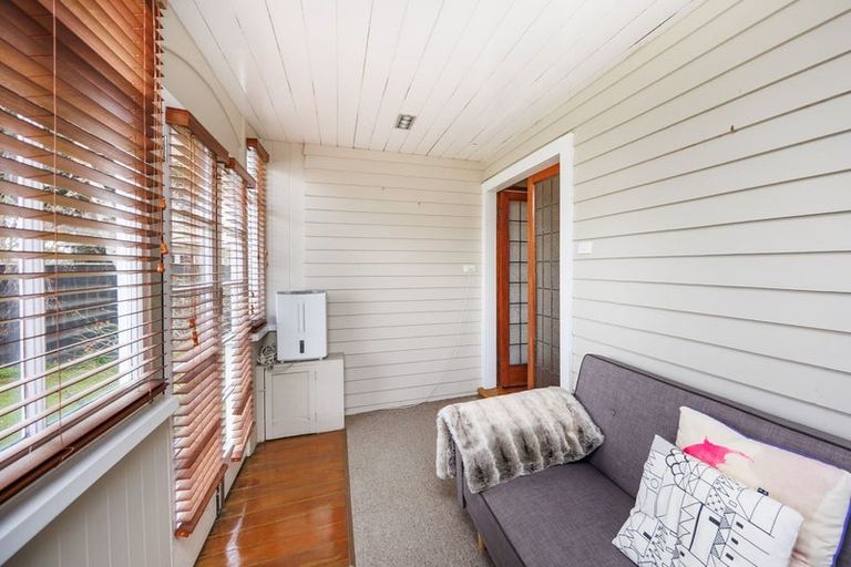 Photo of property in 14 Rangitane Street, Palmerston North, 4414