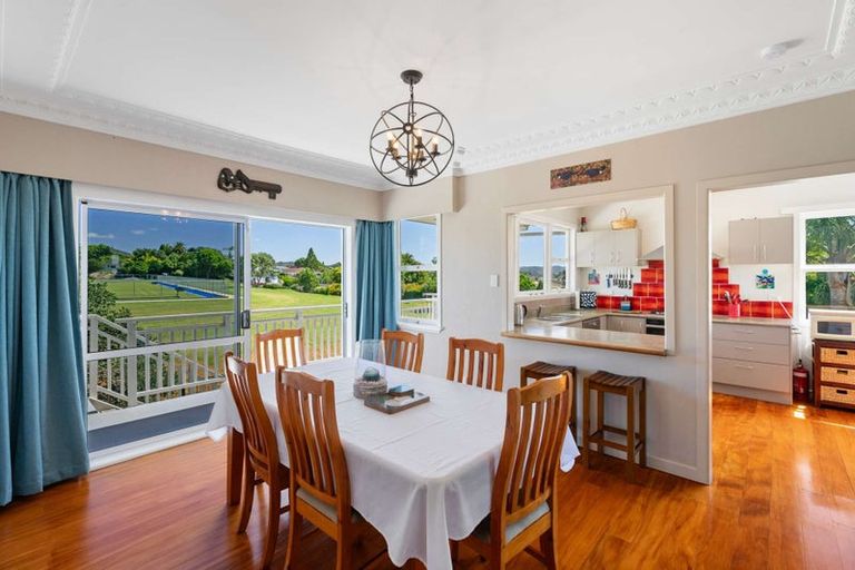 Photo of property in 1 Cowley Place, Te Kamo, Whangarei, 0112