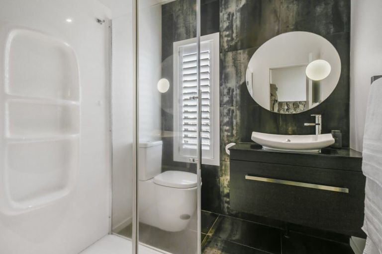 Photo of property in 16a Macky Avenue, Devonport, Auckland, 0624