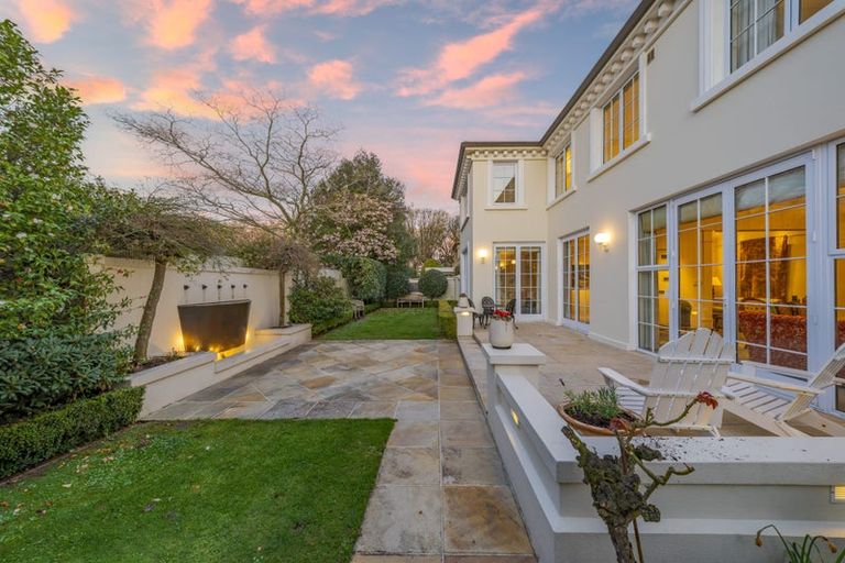 Photo of property in 8 Palazzo Lane, Riccarton, Christchurch, 8011
