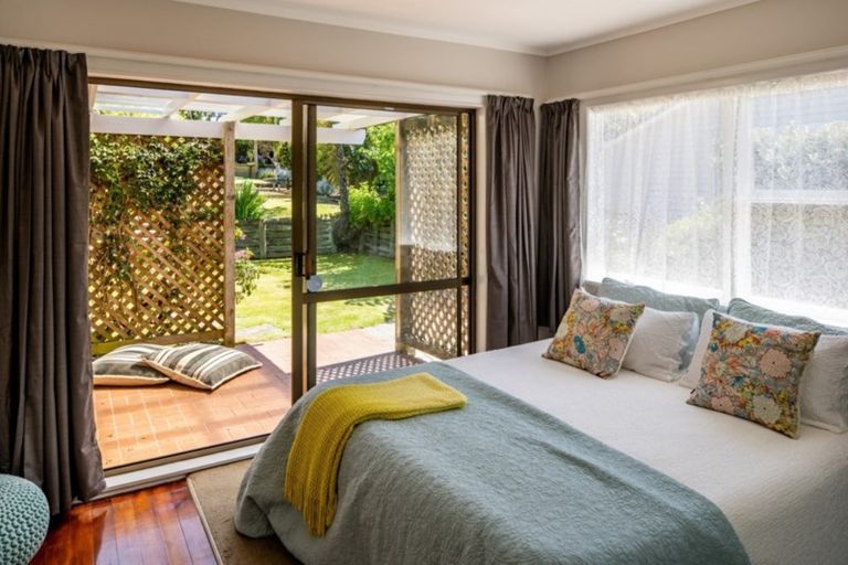 Photo of property in 104 Rawhiti Road, Pukerua Bay, 5026