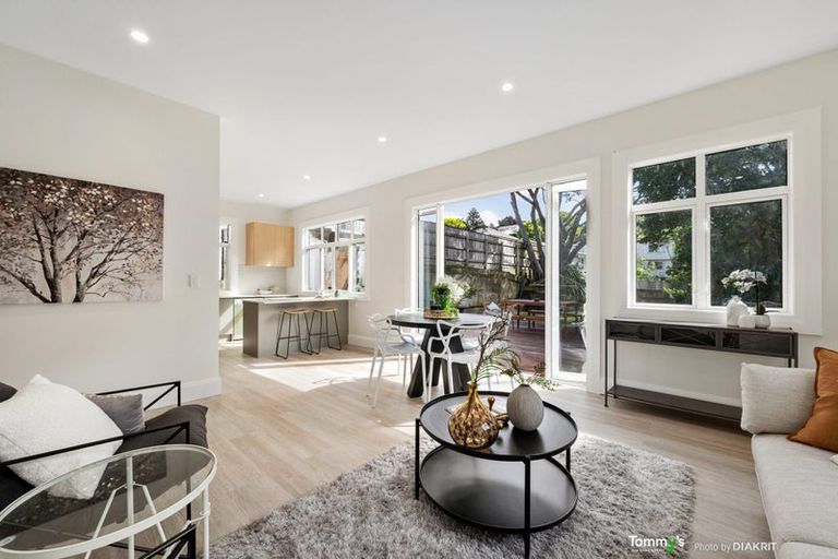 Photo of property in 93 Nottingham Street, Karori, Wellington, 6012