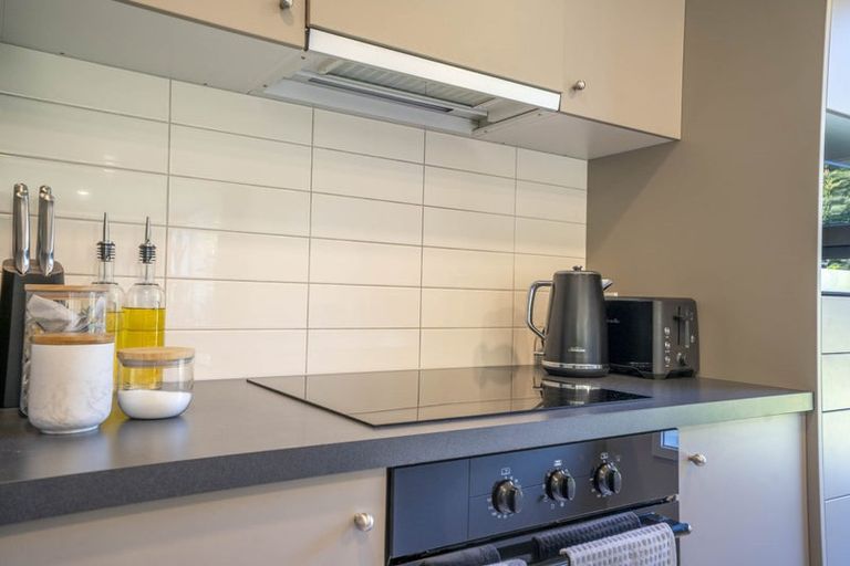 Photo of property in 45 Olivia Crescent, Tawa, Wellington, 5028