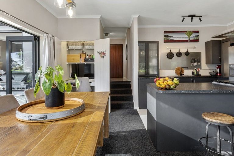 Photo of property in 15 Riddington Rise, Ohauiti, Tauranga, 3112