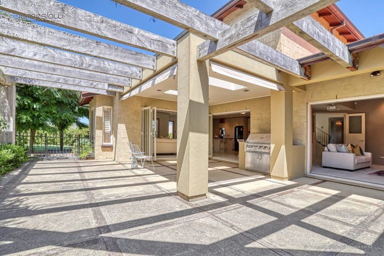 Photo of property in 42 Rame Road, Greenhithe, Auckland, 0632