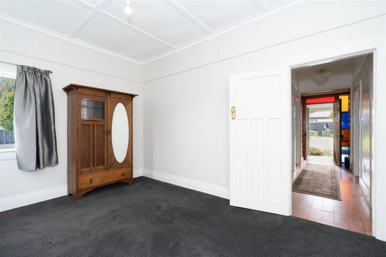 Photo of property in 25 Liverpool Street, Levin, 5510