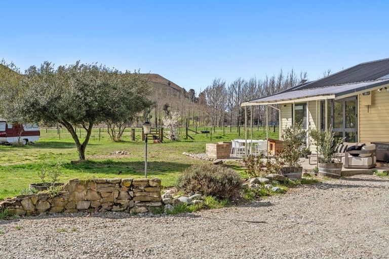 Photo of property in 541 Ardgour Road, Tarras, Cromwell, 9383