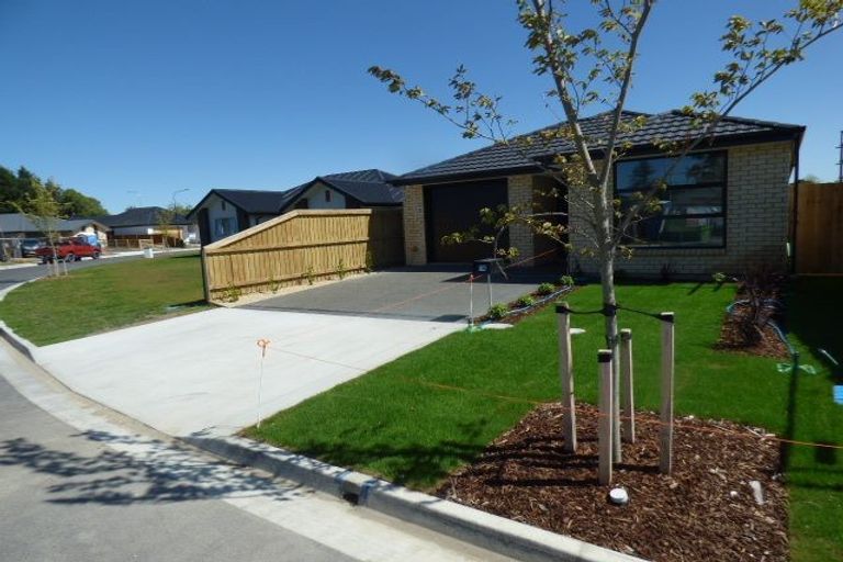 Photo of property in 10 Tara Crescent, Woodend, 7610