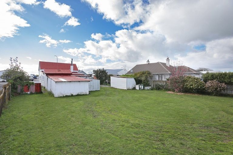 Photo of property in 107 Bridge Street, Bulls, 4818