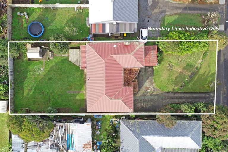 Photo of property in 16 Station Road, Pukekohe, 2120