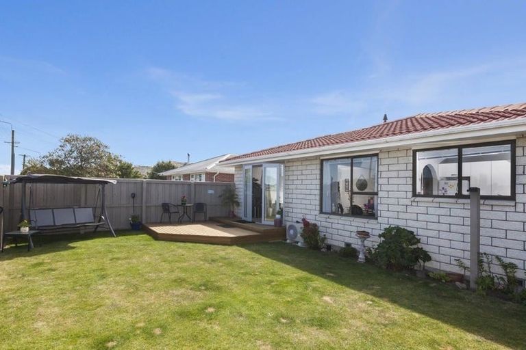 Photo of property in 1/106 Burwood Road, Burwood, Christchurch, 8083