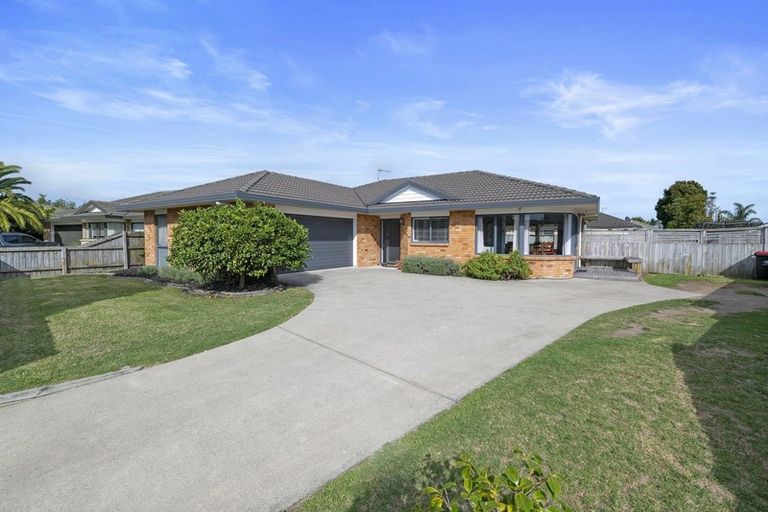 Photo of property in 6 Arabian Drive, Papamoa Beach, Papamoa, 3118