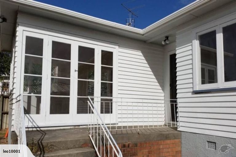 Photo of property in 68 Forrest Hill Road, Forrest Hill, Auckland, 0620