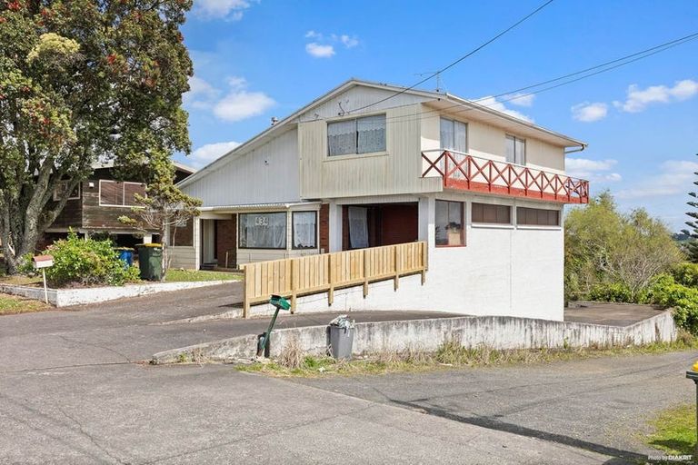 Photo of property in 434 Don Buck Road, Massey, Auckland, 0614