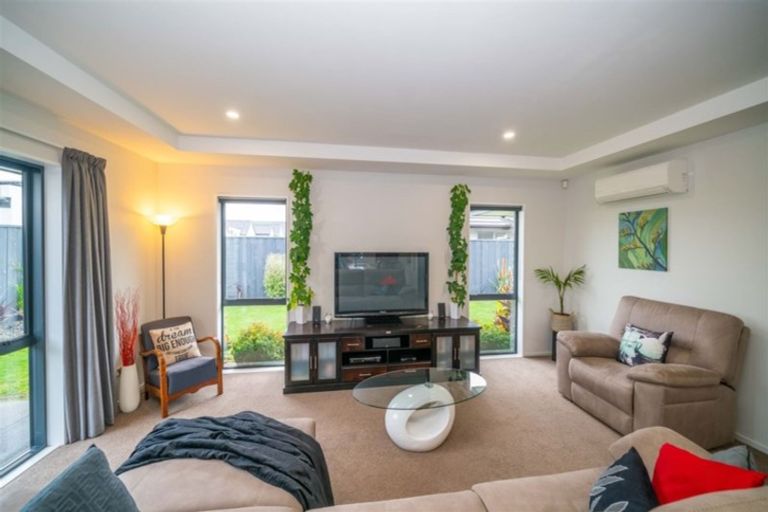 Photo of property in 5 Chandler Way, Rolleston, 7615