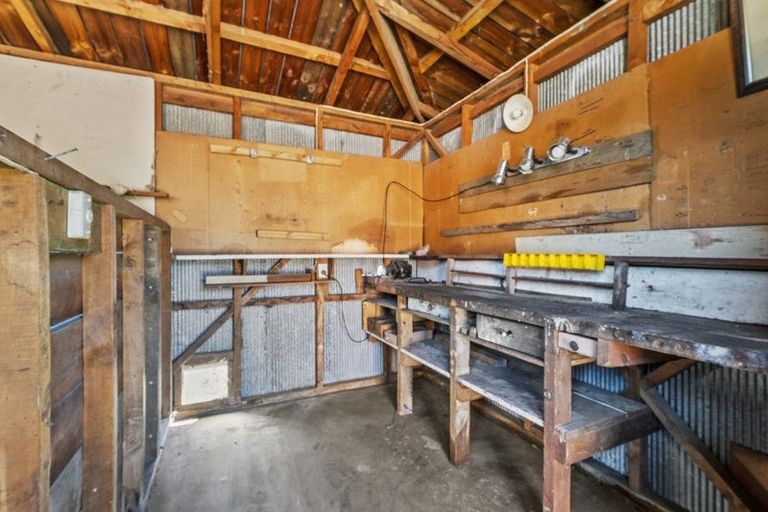 Photo of property in 1 Lowry Street, Waiau, 7332