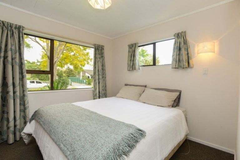 Photo of property in 8 Palmer Place, Parkvale, Hastings, 4122