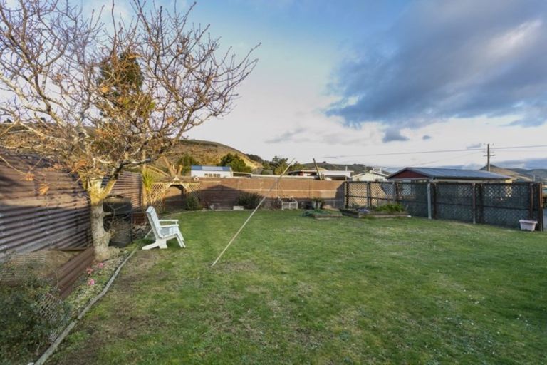 Photo of property in 48 Tidewater Drive, Lower Portobello, Dunedin, 9077