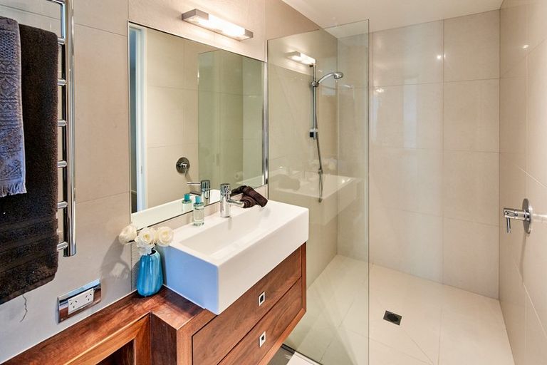 Photo of property in 24d Mandalay Terrace, Khandallah, Wellington, 6035