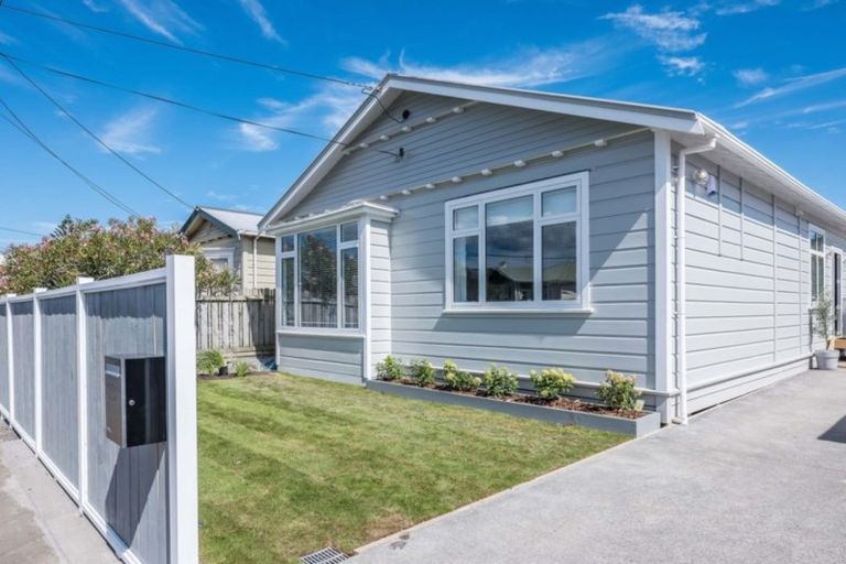 Photo of property in 204 Coutts Street, Rongotai, Wellington, 6022