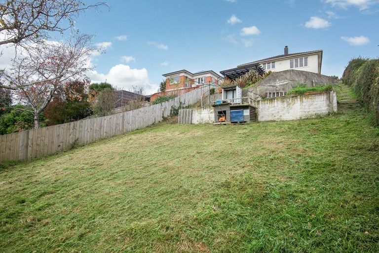 Photo of property in 30 Scotland Terrace, Green Island, Dunedin, 9018