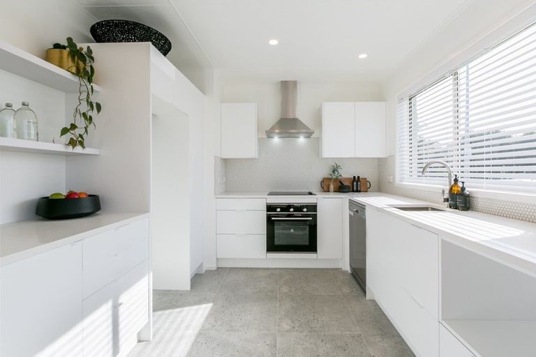 Photo of property in 1/1 Goddard Lane, Havelock North, 4130