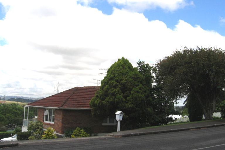 Photo of property in 43 Hillside Road, Mount Wellington, Auckland, 1062
