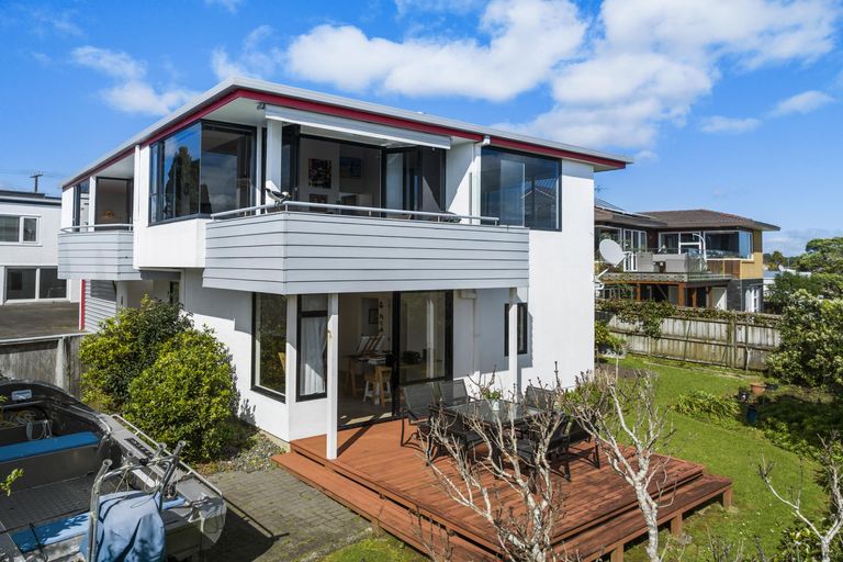Photo of property in 78b Litten Road, Cockle Bay, Auckland, 2014