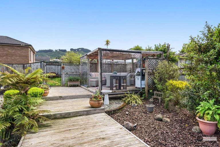 Photo of property in 2 Kirton Drive, Riverstone Terraces, Upper Hutt, 5018
