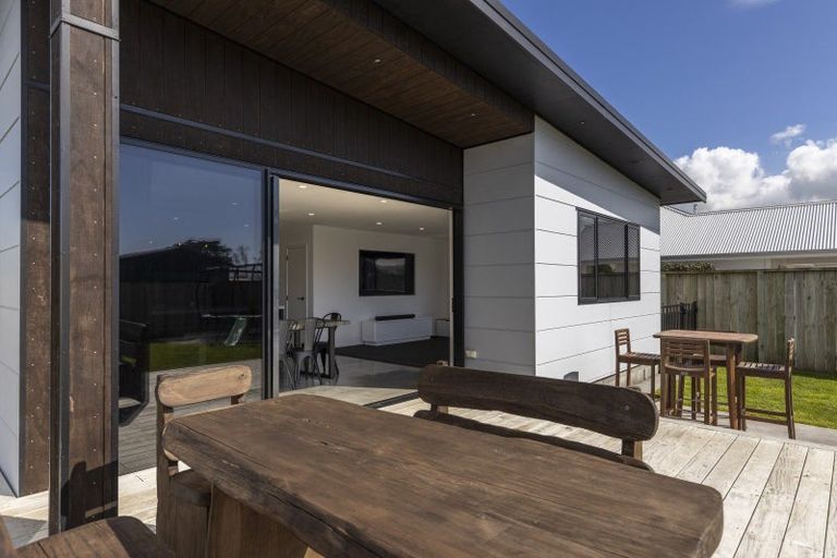 Photo of property in 29 Smith Street, Lepperton, New Plymouth, 4373