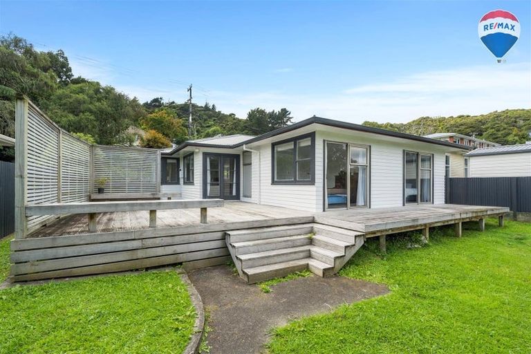 Photo of property in 88 Thomas Street, Stokes Valley, Lower Hutt, 5019
