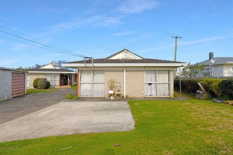 Photo of property in 1/57 Victoria Road, Papatoetoe, Auckland, 2025