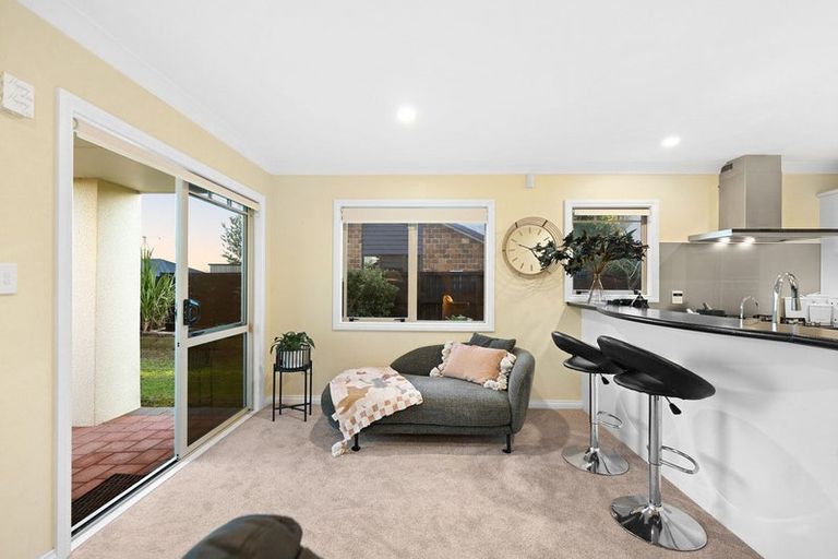 Photo of property in 21 Portobello Way, Huntington, Hamilton, 3210