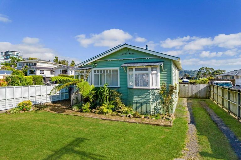 Photo of property in 51a The Crescent, Waihi Beach, 3611