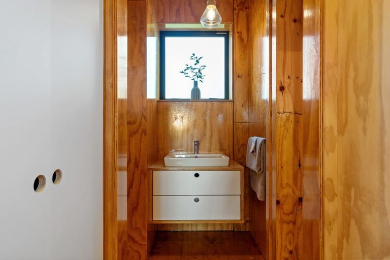 Photo of property in 59 Locking Street, Nelson South, Nelson, 7010