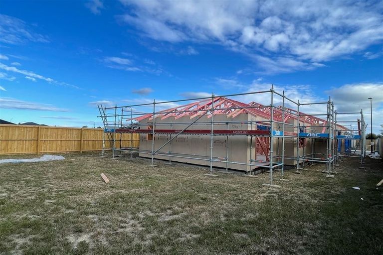 Photo of property in 38 Stackwood Avenue, Woodend, 7691