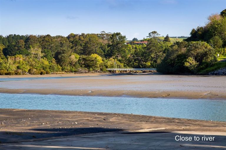 Photo of property in 59 Fifth Avenue, Urenui, 4377