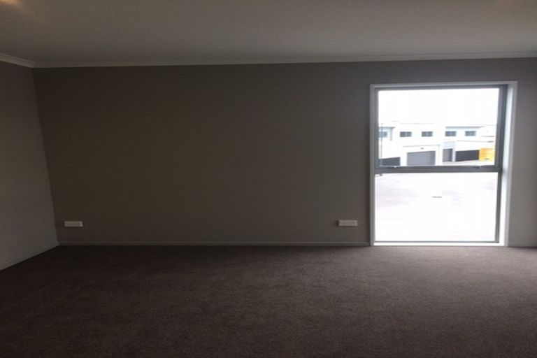 Photo of property in 12 William Dawson Crescent, Wigram, Christchurch, 8025