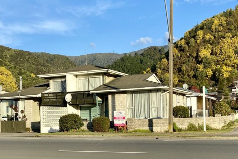 Photo of property in 20a Nelson Square, Picton, 7220