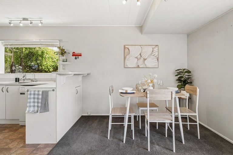 Photo of property in 3a Nairn Road, Mangakakahi, Rotorua, 3015