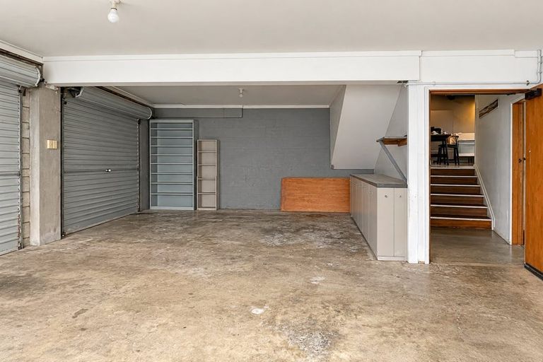 Photo of property in 33a Fitzroy Road, Fitzroy, New Plymouth, 4312