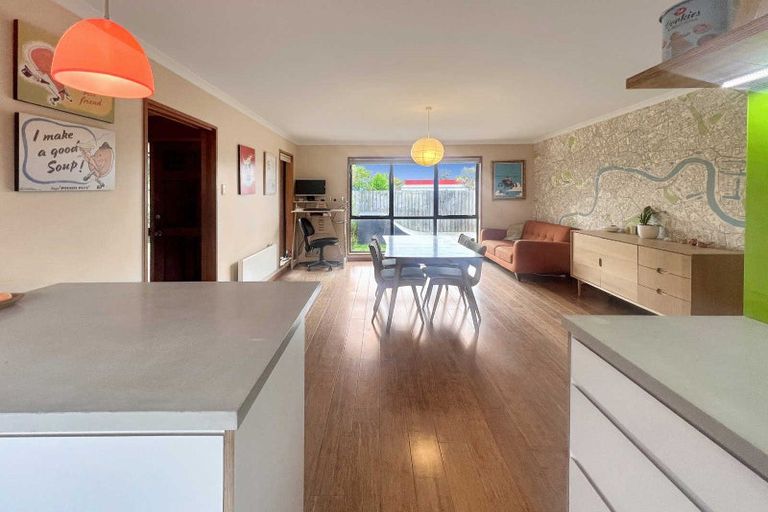 Photo of property in 1/123 Hawford Road, Opawa, Christchurch, 8023