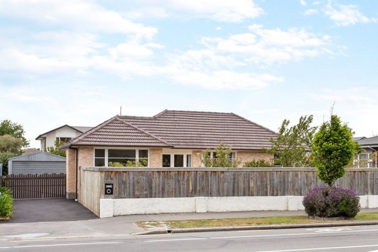 Photo of property in 280 Wainoni Road, Avondale, Christchurch, 8061