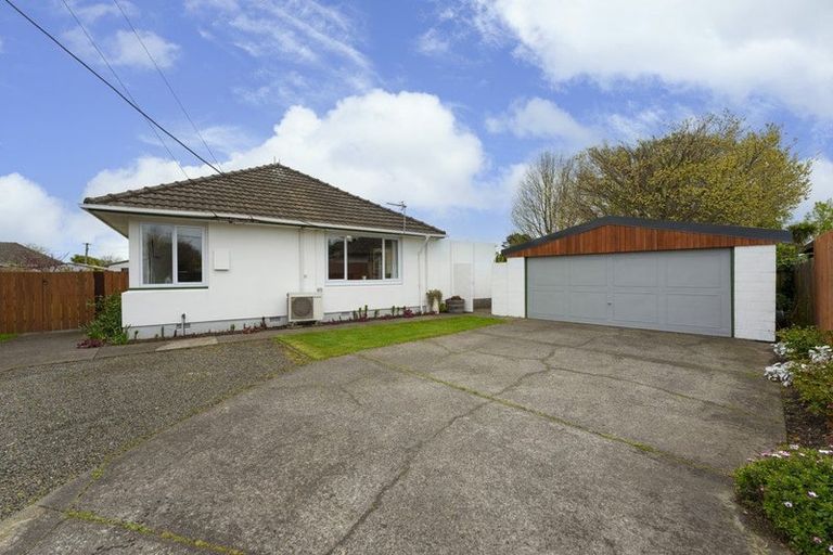Photo of property in 7 Renwick Place, Hillmorton, Christchurch, 8025