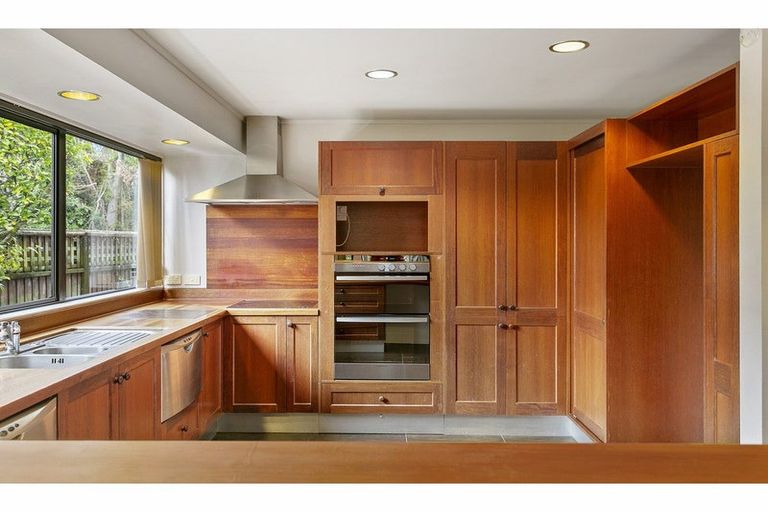 Photo of property in 20 Kurupae Road, Hilltop, Taupo, 3330