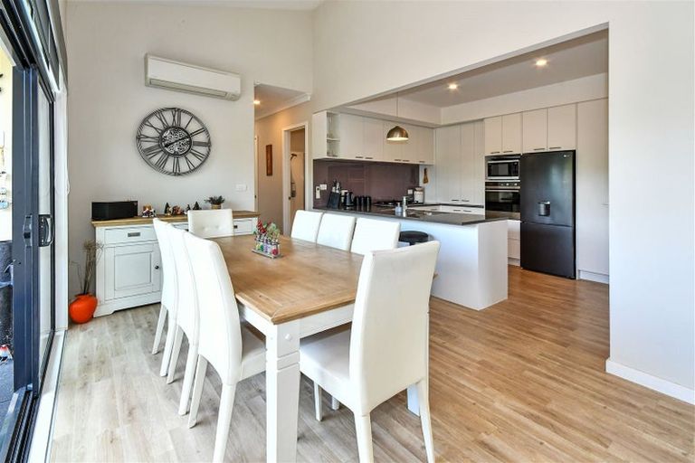 Photo of property in 9 Vigour Lane, Papakura, 2110