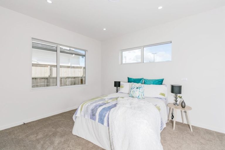 Photo of property in 6 Rauaruhe Road, Karaka, Papakura, 2113