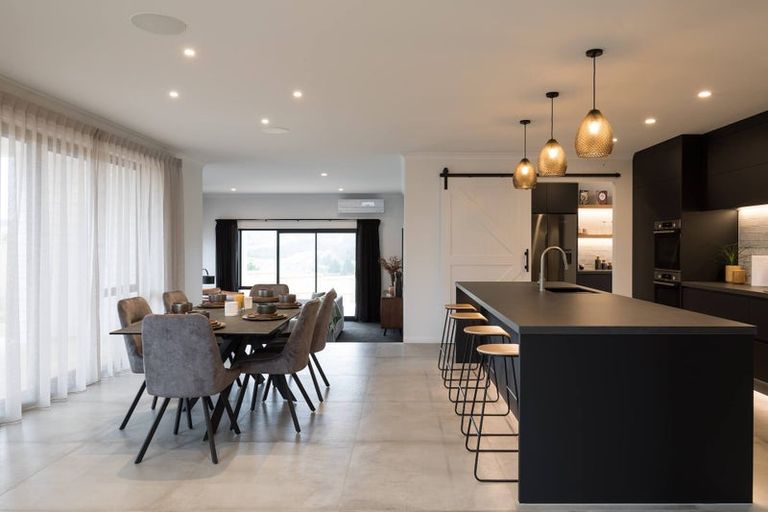Photo of property in 87 Godfrey Drive, Orewa, 0931
