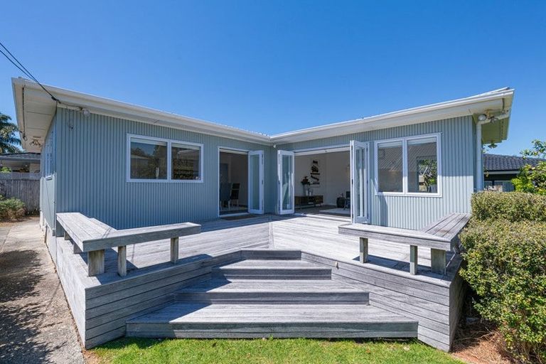 Photo of property in 85a Ladies Mile, Manly, Whangaparaoa, 0930