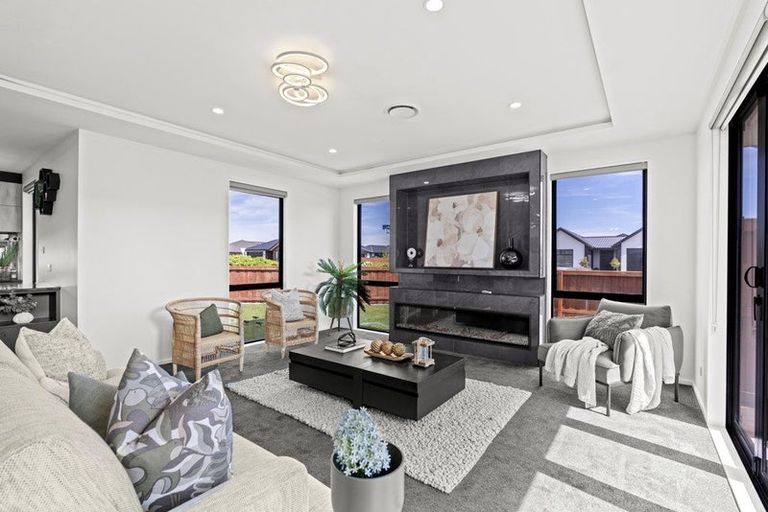 Photo of property in 5 Skibbereen Drive, Halswell, Christchurch, 8025